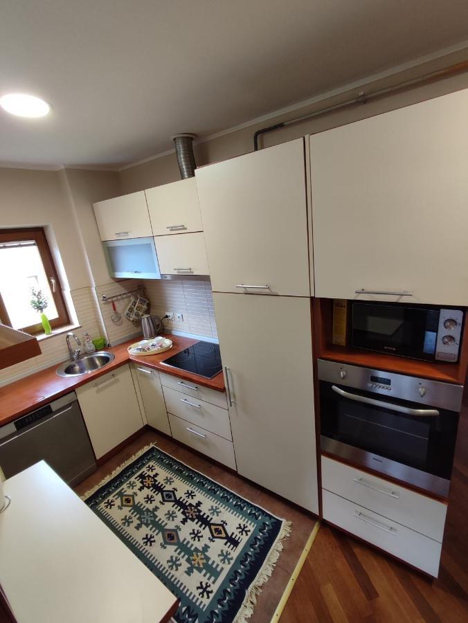 Deluxe Apartment Lejla - Free Garage Parking SJJ Esterno foto